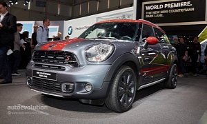 MINI Brings Out the Surprising Countryman Park Lane Edition in Geneva