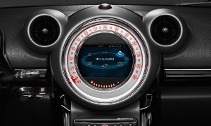 MINI Connected to Debut at Geneva 2010