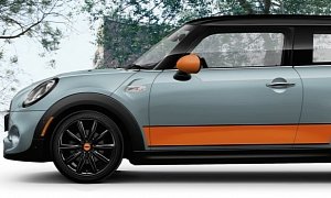 MINI Cooper S Hardtop Shows Up At SEMA As Ice Blue Special Edition