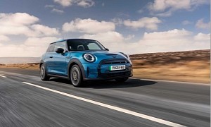 MINI Delivers One-Millionth Car Sold in the United Kingdom