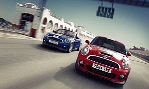 MINI Finally Officially Confirms the Coupe and Roadster Are Going Out of Production
