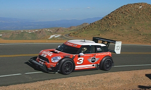 MINI 'No Limit' Has 900 HP and Will Compete in Pikes Peak