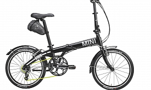 MINI Online Shop Has Everything for the Holidays, Including Folding Bike