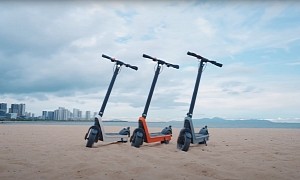 Minimalist-Looking Komeet X9 E-Scooter Promises a Range of 62 Miles on a Single Charge