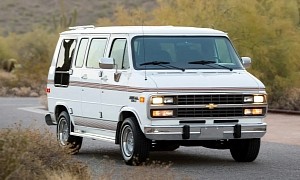 Mint-Condition Chevrolet G20 Conversion Van Reminds Us of Vegas Adventures, Still Great
