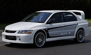 Mitsubishi Evo Hybrid Confirmed, Coming by 2014