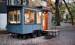 Modern Meets Minimal in This Chic Verve Lux Tiny House
