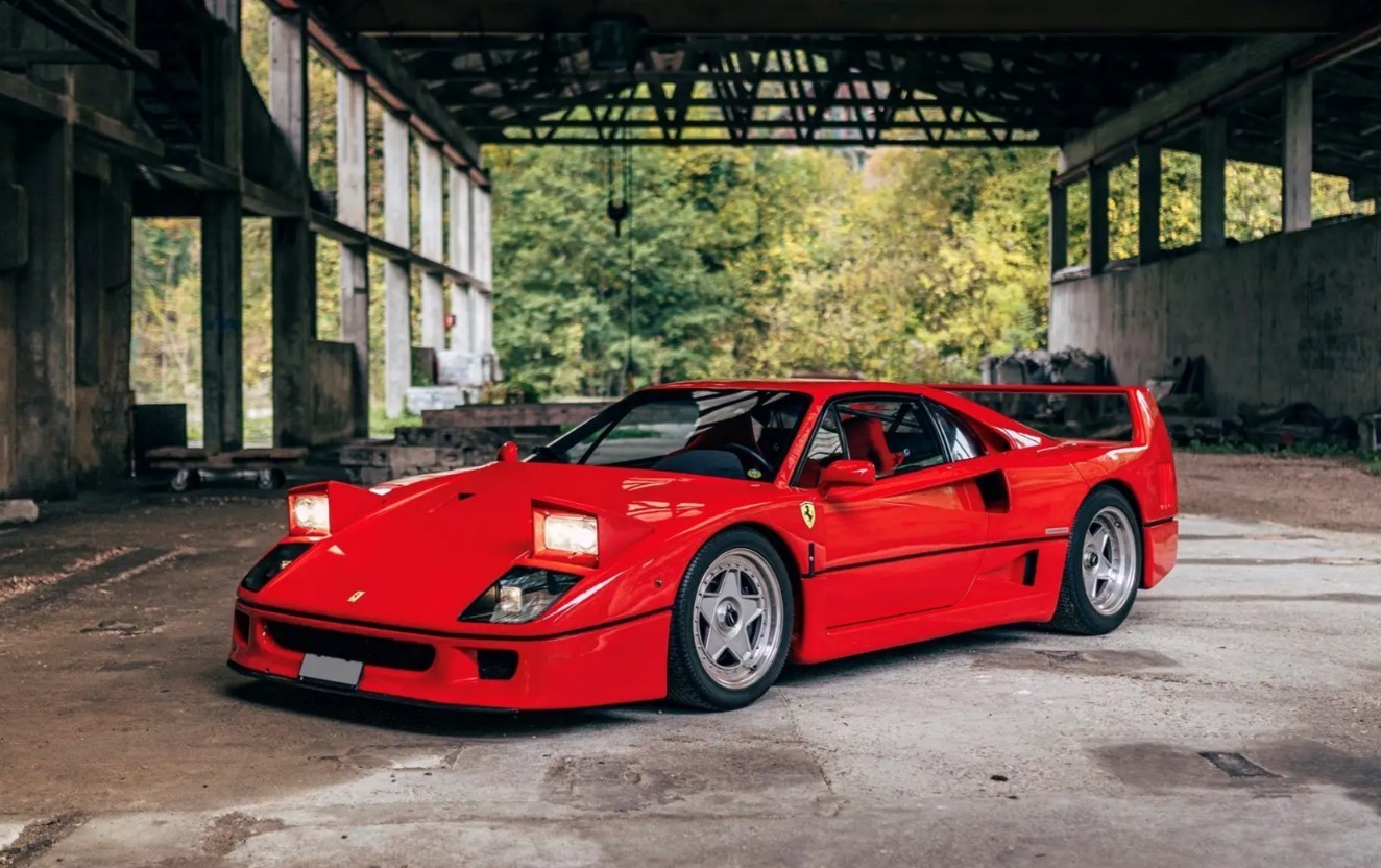 Modestly Driven 1991 Ferrari F40 in Rosso Ferrari Is Looking for a