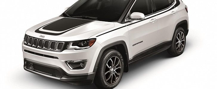 2017 Jeep Compass with Mopar accesories