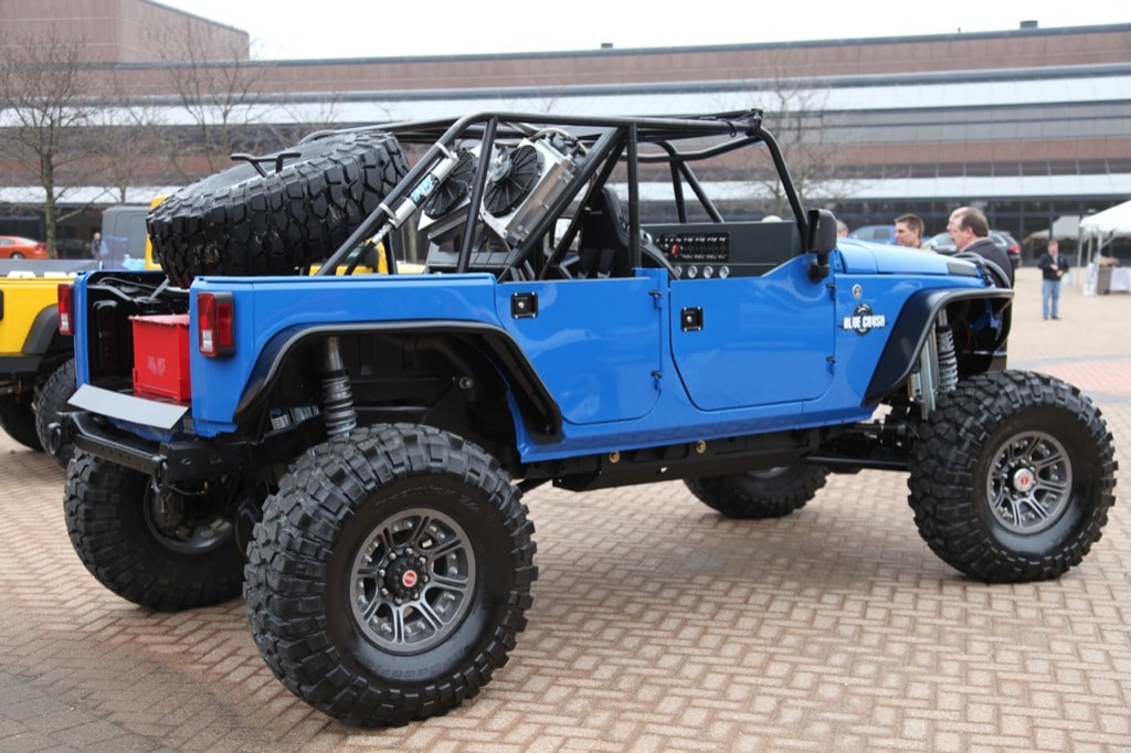 Mopar Presents Jeep Wrangler Blue Crush - autoevolution