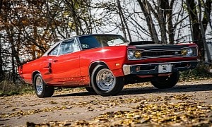Mopar Your Six-Pack 440 V8 Power With a Stunning 1969 Dodge Coronet Super Bee