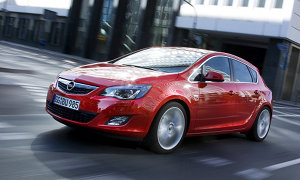 More than 100,000 Orders for the New Astra