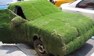 Moss Motors iEco Gives New Meaning to the Term Green Car, Probably Has Optional Sprinklers