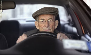 Most Elderly Drivers Unaware of Medication Impact on Driving, Study Shows