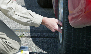 Most Vehicles Have At Least One Under Inflated Tire, Survey Finds