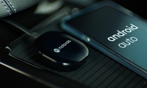 Motorola's Wireless Android Auto Adapter Now Down to $89.99, Stock Issues Resolved