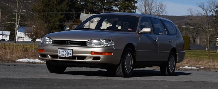 1993 Toyota Camry Wagon LE V6: Regular Car Reviews