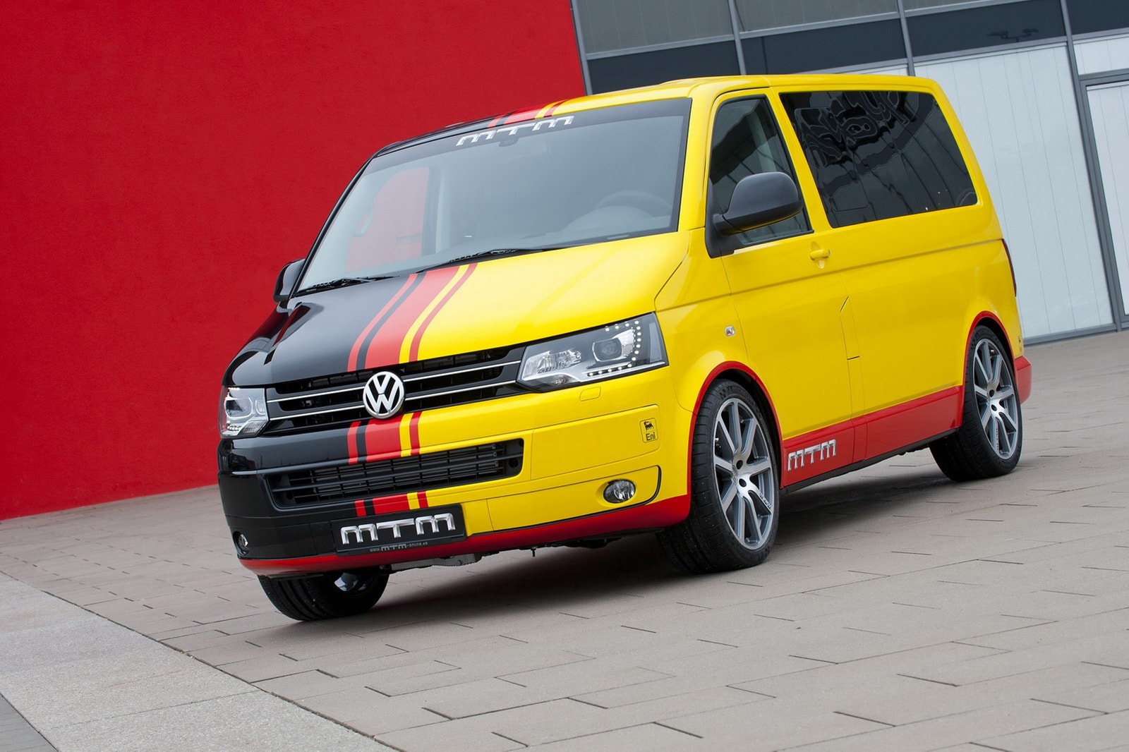 MTM Volkswagen T5 Van Delivers 472 HP - autoevolution