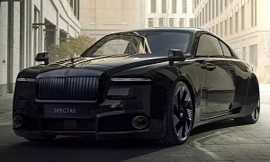 Murdered-Out Rolls-Royce Spectre EV Mixes Fresh and Old-School Vibes in Phantasy Realm