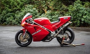 Museum-Quality 1991 Ducati 851 Strada Hits Us Straight in the Nineties Nostalgia