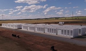 Musk's Australian Mega-Battery Generates $800,000 Profit in Two Days