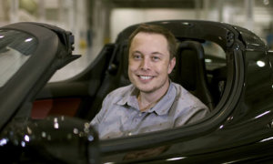Musk to Lead Tesla Until 2011