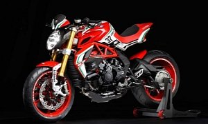 2017 EICMA: Gorgeous 2018 MV Agusta Dragster 800 RC is Limited to 350 Units