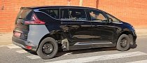 Mysterious Renault Espace Mule Makes it Easy to Speculate