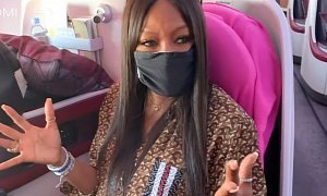 Naomi Campbell’s Airport Routine Is Truly Something Else