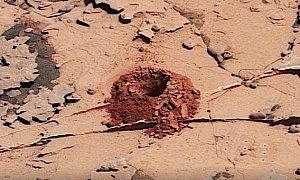 NASA Curiosity Rover Back in Business Drilling Holes on Mars