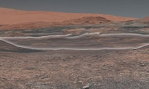 NASA Curiosity Rover Turns 2,000 Sols, Sends Back Postcard