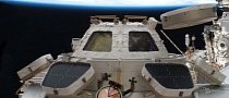 NASA Robot to Inspect Space Station Using Gecko Technology
