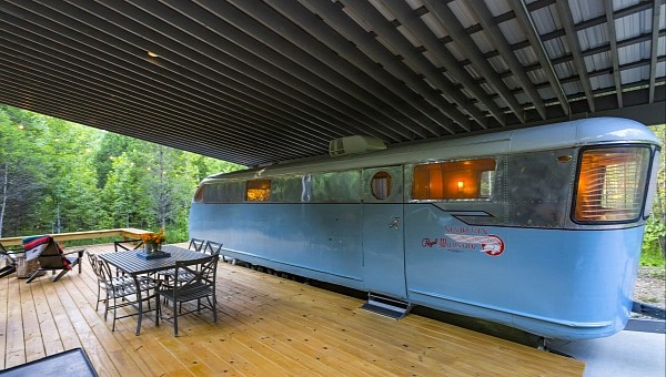 Brian added a vintage trailer to his No. 9 Farm property near Nashville