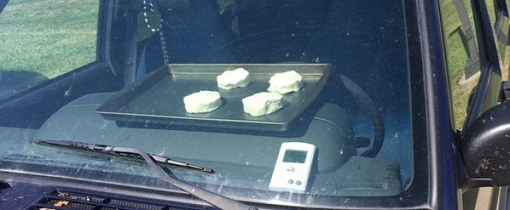 Weather experiment sees biscuits being baked in hot car as part of heat advisory