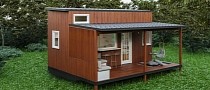 Naturo Tiny House Is for the Solo Nomad, Has a Large Bedroom and a Cozy Outside Deck