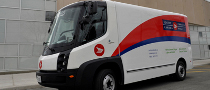 Navistar eStar Electric Truck Joins Canada Post Fleet