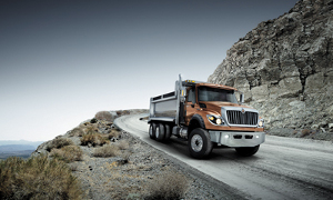 Navistar Introduces International WorkStar Truck with Sloped Hood Option