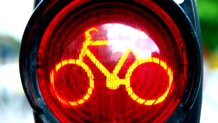 Nevada Allows Bikes to Run through the Red Light