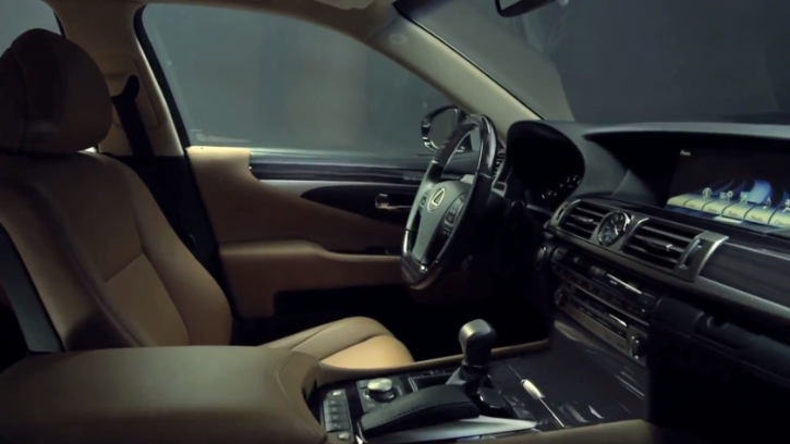 2013 Lexus LS Interior