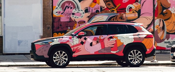 Sentrock’s Corolla Cross and mural in Chicago