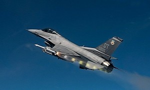New AMRAAM Missile Test Fired From F-16 for the Last Time, U.S. to Make a Lot of Them