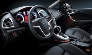 New Astra - Cooler Interior Than Insignia