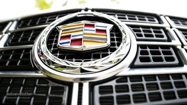 Cadillac badge on XTS grille
