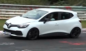 New Clio IV RS Spotted Testing on Nurburgring