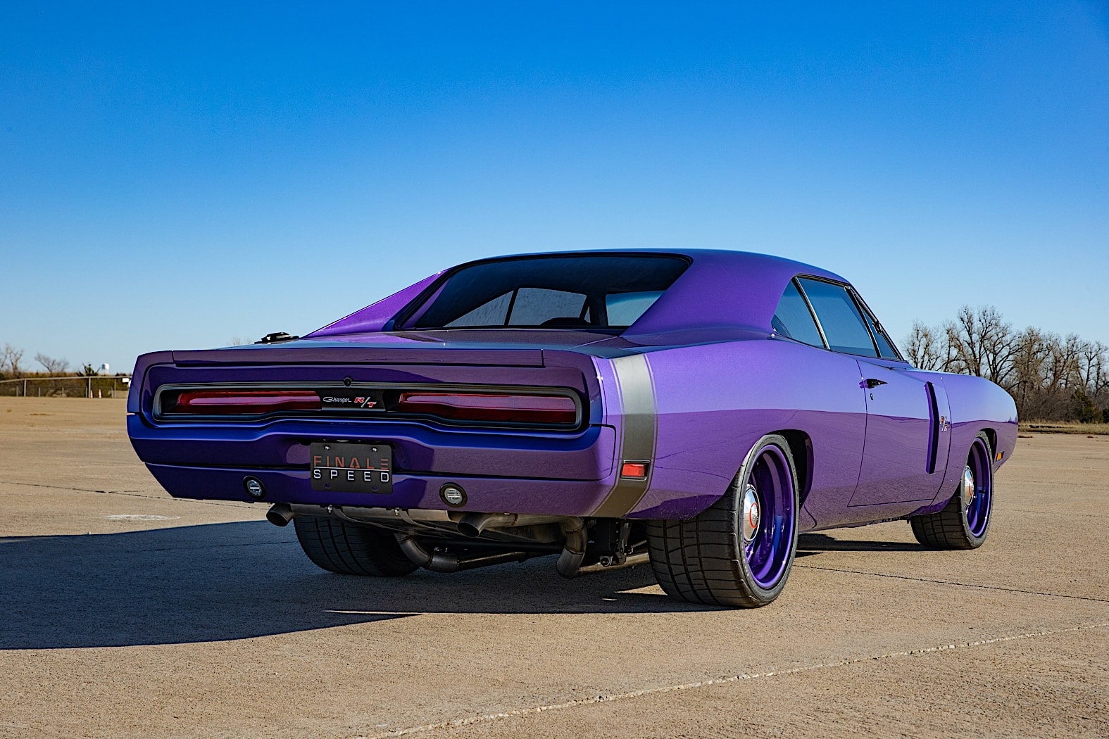 New Custom 1970 Dodge Charger Incoming With 707 HP Hellcat Engine and  Carbon Fiber Body - autoevolution