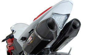 New Exhausts for Yamaha YZF-R1 from Yoshimura