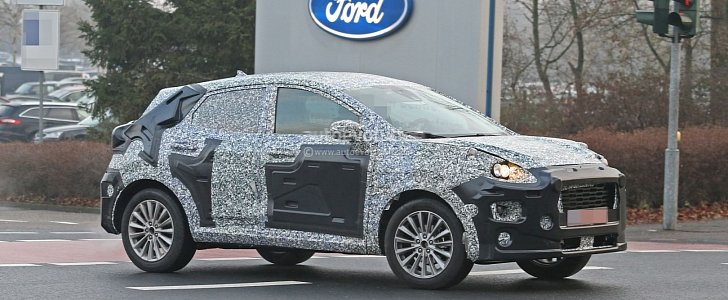 New Ford Fiesta SUV Spyshots