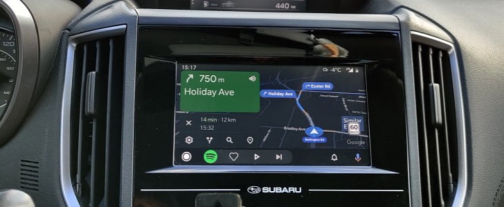 Google Maps not using the correct theme on Android Auto