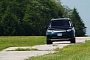 2017 Land Rover Discovery Gets Consumer Reports Thumbs Up Despite Small Snags