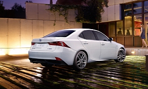 New Lexus IS 300h is Twice as Efficient as a 350